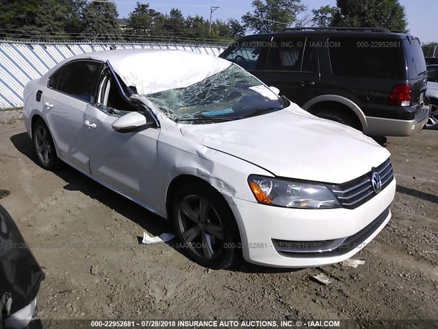 1VWBH7A38CC073510 - 2012 VOLKSWAGEN PASSAT SE WHITE photo 1