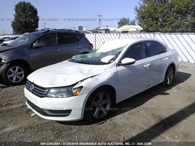 1VWBH7A38CC073510 - 2012 VOLKSWAGEN PASSAT SE WHITE photo 2