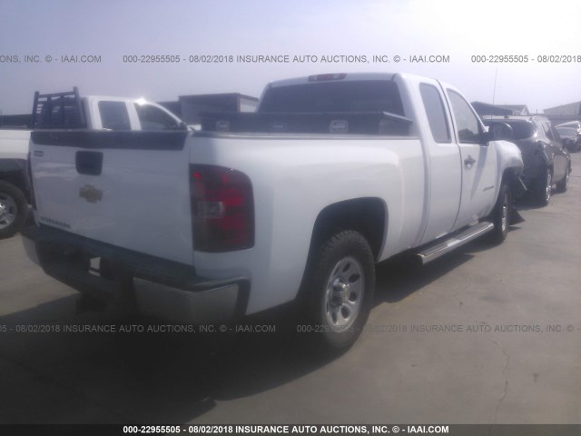 1GCRCPEX1DZ235098 - 2013 CHEVROLET SILVERADO C1500 WHITE photo 4