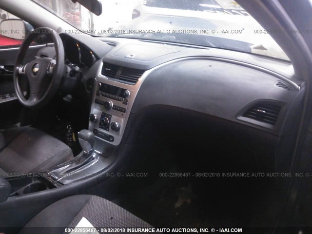 1G1ZH57B39F246791 - 2009 CHEVROLET MALIBU 1LT მწვანე ფოტო 5