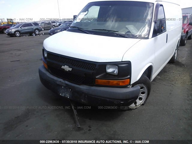 1GCFG15XX91138198 - 2009 CHEVROLET EXPRESS G1500  WHITE photo 6