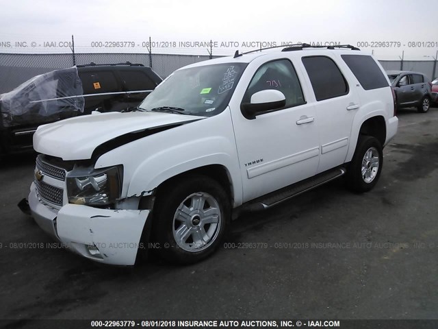 1GNSKBE04DR367791 - 2013 CHEVROLET TAHOE K1500 LT WHITE photo 2