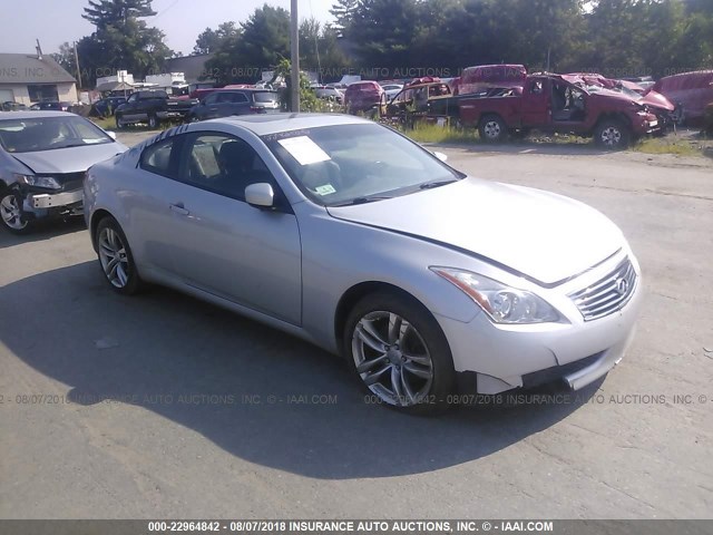 JNKCV64F49M653872 - 2009 INFINITI G37 SILVER photo 1