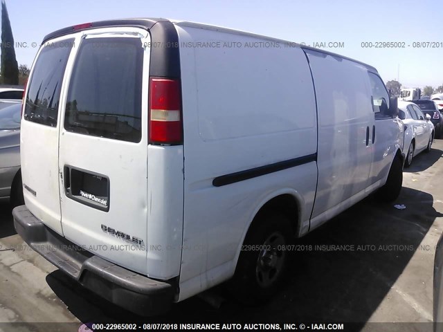 1GCFG15X161195529 - 2006 CHEVROLET EXPRESS G1500  WHITE photo 4