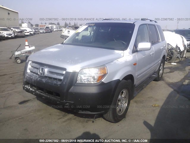 5FNYF28398B013547 - 2008 HONDA PILOT SE SILVER photo 2