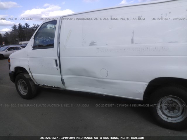 1FTNE1EW9CDA17354 - 2012 FORD ECONOLINE E150 VAN WHITE photo 6