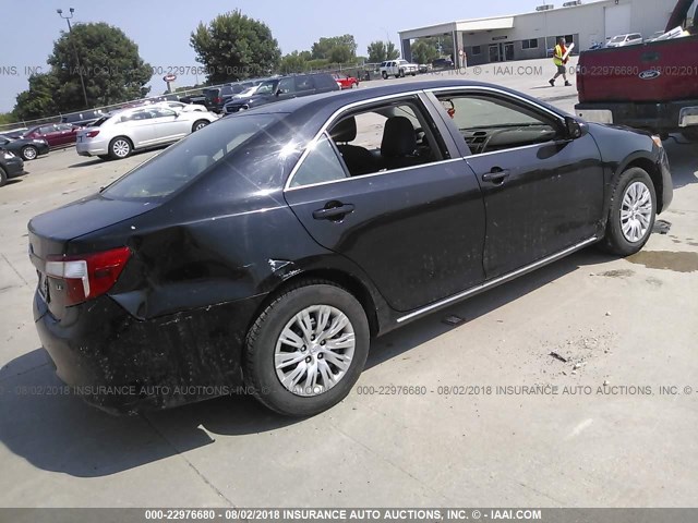 4T1BF1FK3DU251370 - 2013 TOYOTA CAMRY L/SE/LE/XLE Qara foto 4