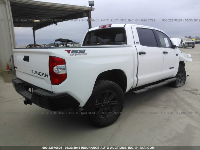 5TFDW5F13JX692289 - 2018 TOYOTA TUNDRA CREWMAX SR5 WHITE photo 4