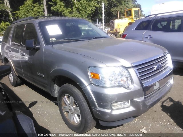 1FMEU73E98UA68310 - 2008 FORD EXPLORER XLT SILVER photo 1