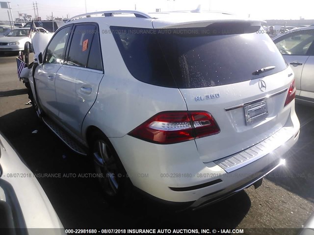 4JGDA5HB1CA086379 - 2012 MERCEDES-BENZ ML 350 4MATIC WHITE photo 3