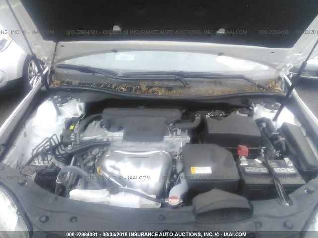 4T1BF1FK9GU183371 - 2016 TOYOTA CAMRY LE/XLE/SE/XSE WHITE photo 10