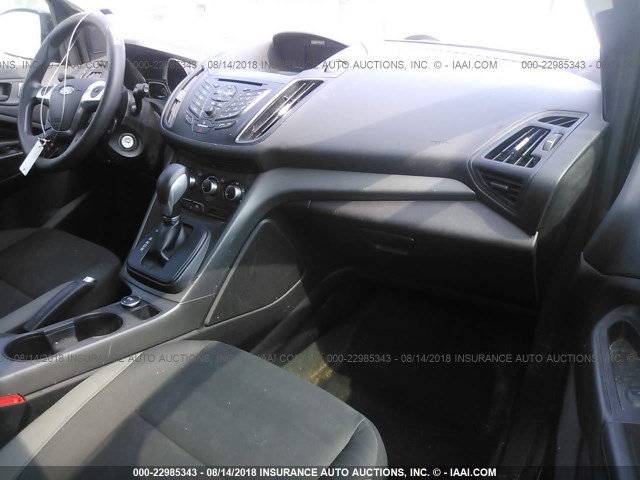 1FMCU0F76EUA57563 - 2014 FORD ESCAPE S GRAY photo 5