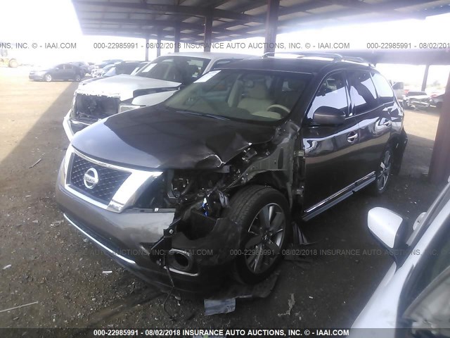 5N1AR2MM8FC695009 - 2015 NISSAN PATHFINDER S/SV/SL/PLATINUM BROWN photo 2