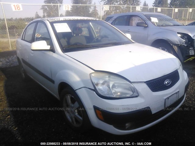 KNADE123X66000445 - 2006 KIA RIO WHITE photo 1