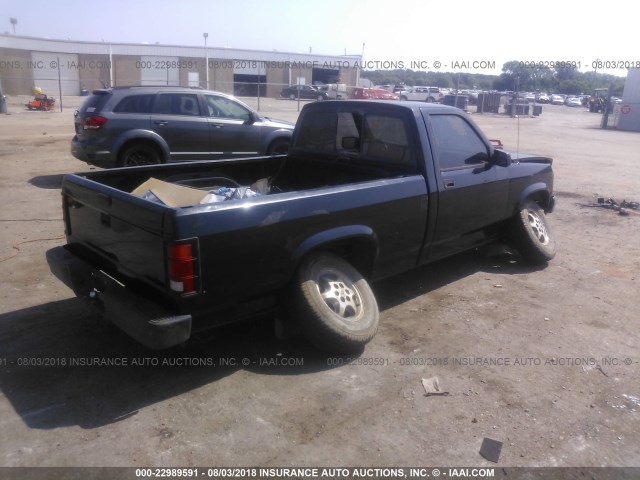 1B7FL26XXTS658919 - 1996 DODGE DAKOTA BLACK photo 4