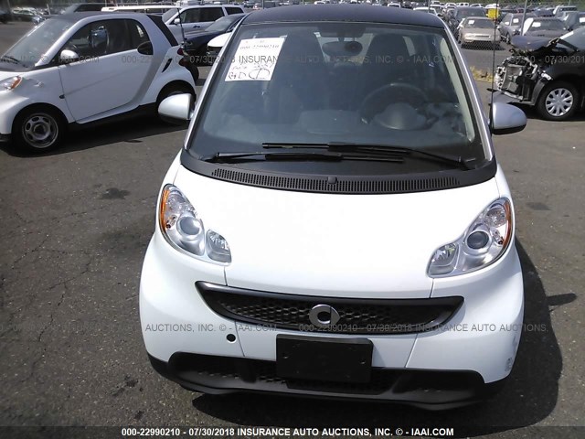 WMEEJ3BA4EK783962 - 2014 SMART FORTWO PURE/PASSION WHITE photo 10