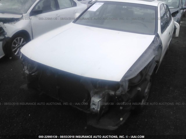 4T1BF18B1XU325497 - 1999 TOYOTA AVALON XL/XLS WHITE photo 6