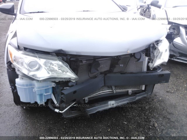 4T1BF1FKXDU218690 - 2013 TOYOTA CAMRY L/SE/LE/XLE 灰色 照片 6