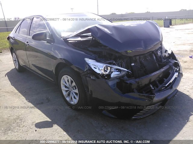 4T4BF1FK2FR498422 - 2015 TOYOTA CAMRY LE/XLE/SE/XSE Dark Blue photo 1