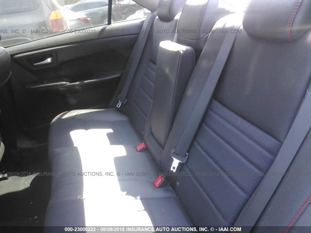 4T1BF1FK0GU139159 - 2016 TOYOTA CAMRY LE/XLE/SE/XSE BLACK photo 8