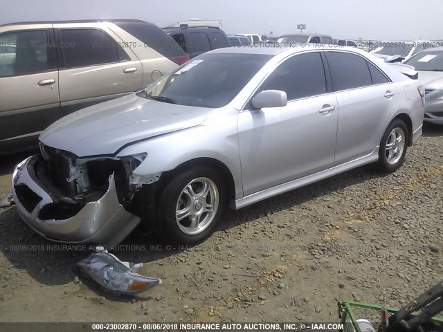 4T1BF3EK4BU150929 - 2011 TOYOTA CAMRY SE/LE/XLE 银色 照片 2