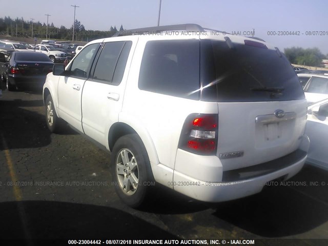 1FMEU73E88UB06030 - 2008 FORD EXPLORER XLT WHITE photo 3