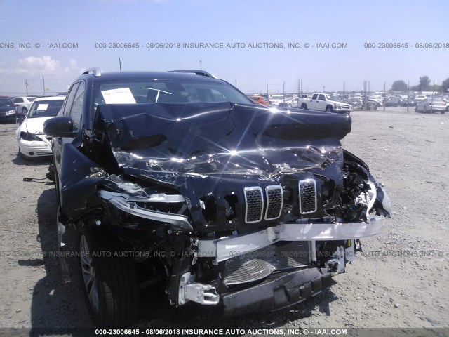 1C4PJLLB9KD204186 - 2019 JEEP CHEROKEE LATITUDE PLUS BLACK photo 6