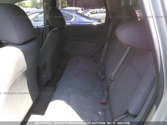 1J8GR48K57C500254 - 2007 JEEP GRAND CHEROKEE LAREDO/COLUMBIA/FREEDOM 银色 照片 8