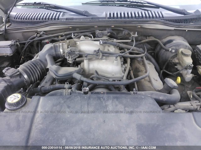 5LMEU88H94ZJ49844 - 2004 LINCOLN AVIATOR 银色 照片 10