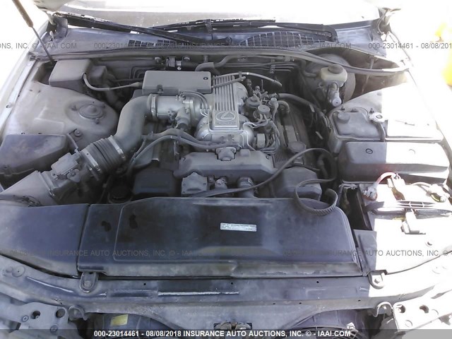 JT8UF11E1N0140855 - 1992 LEXUS LS 400 WHITE photo 10