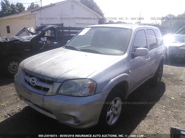 4F2CZ96135KM25702 - 2005 MAZDA TRIBUTE S SILVER photo 2