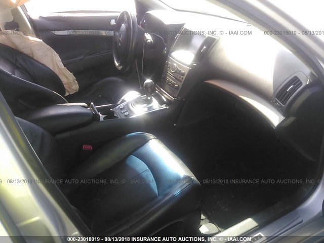 JN1CV6AR8CM682463 - 2012 INFINITI G37 SILVER photo 5