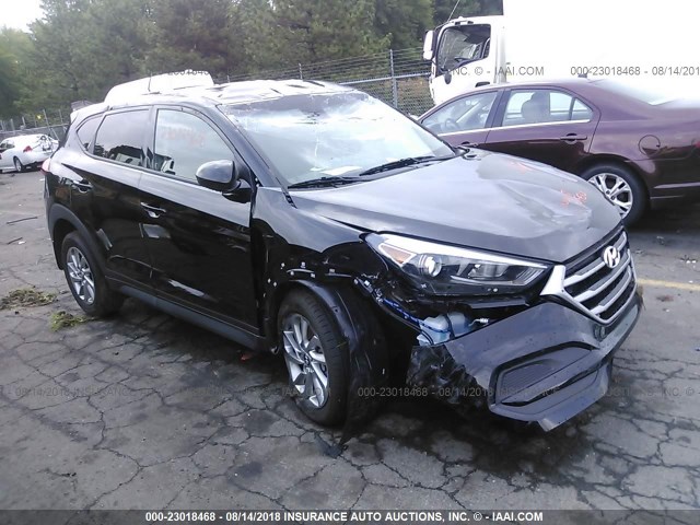 KM8J23A47HU556260 - 2017 HYUNDAI TUCSON SE BLACK photo 1