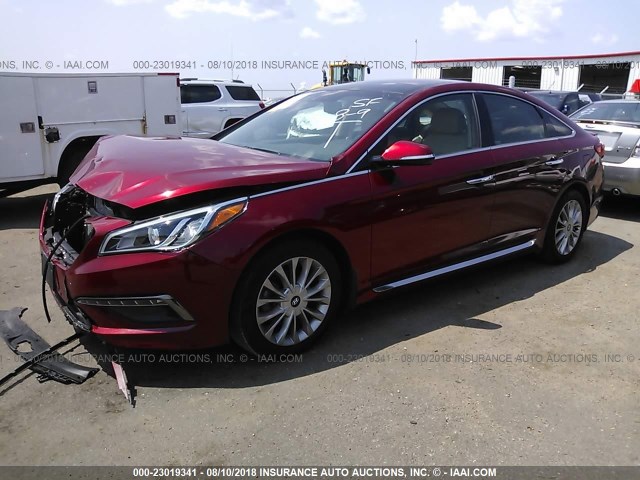 5NPE34AF4FH229915 - 2015 HYUNDAI SONATA SPORT/LIMITED RED photo 2