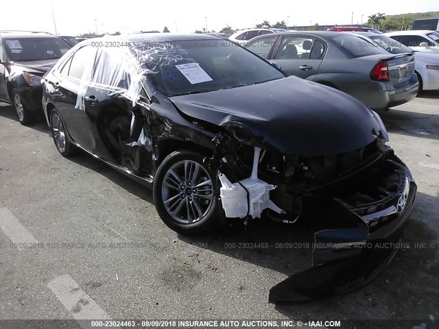 4T1BF1FK3HU431762 - 2017 TOYOTA CAMRY LE/XLE/SE/XSE BLACK photo 1