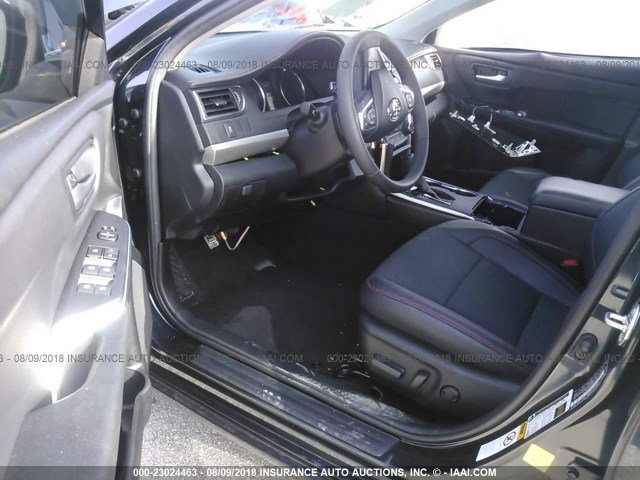 4T1BF1FK3HU431762 - 2017 TOYOTA CAMRY LE/XLE/SE/XSE BLACK photo 5