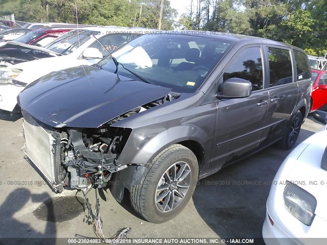 2C4RDGCG5FR569972 - 2015 DODGE GRAND CARAVAN SXT GRAY photo 2