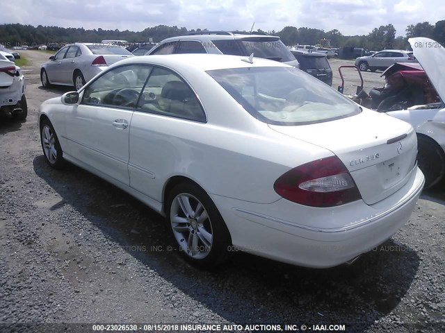 WDBTJ56H48F236873 - 2008 MERCEDES-BENZ CLK 350 WHITE photo 3