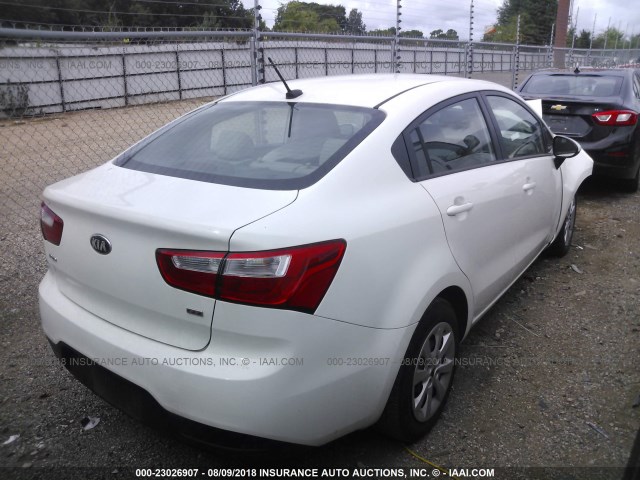 KNADM4A30F6468965 - 2015 KIA RIO LX WHITE photo 4