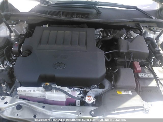 4T1BK1FK2HU584452 - 2017 TOYOTA CAMRY XSE/XLE Gümüş foto 10