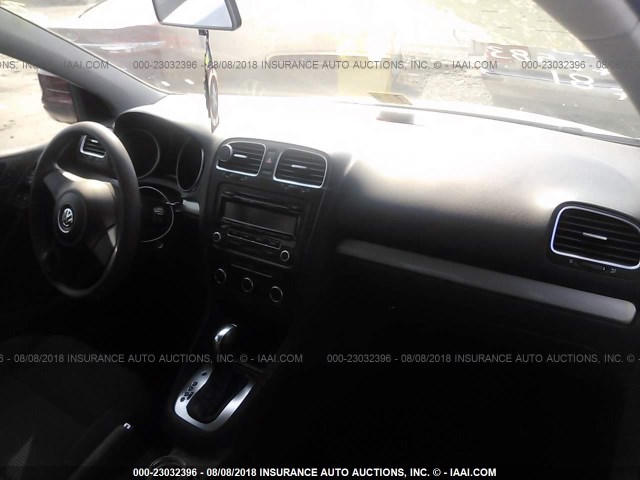 WVWDB7AJ5DW116583 - 2013 VOLKSWAGEN GOLF 银色 照片 5