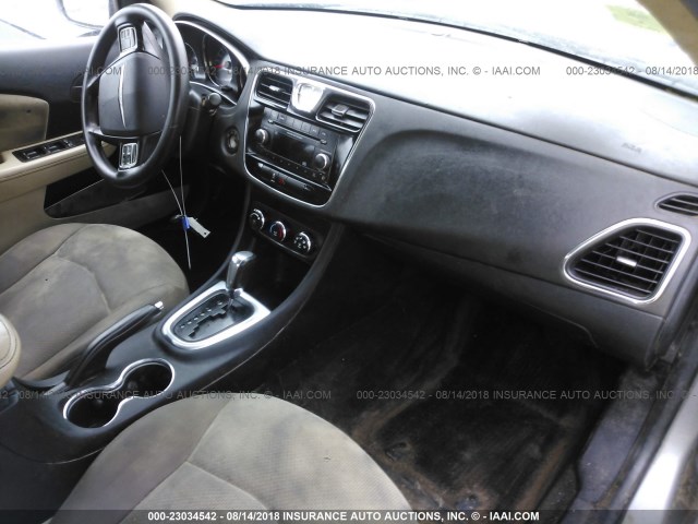 1C3CCBAB8DN640664 - 2013 CHRYSLER 200 LX GRAY photo 5