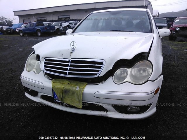 WDBRF40J75F687051 - 2005 MERCEDES-BENZ C 230K SPORT SEDAN WHITE photo 6