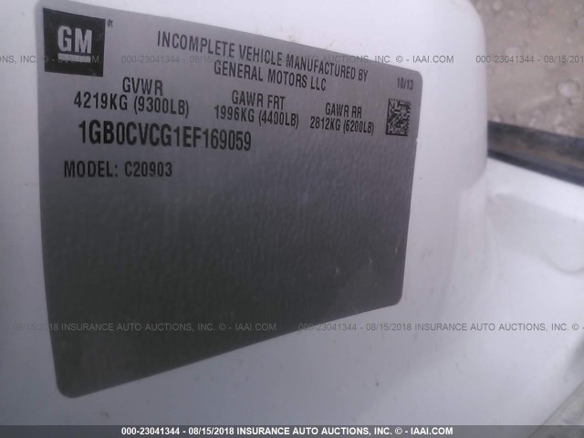 1GB0CVCG1EF169059 - 2014 CHEVROLET SILVERADO C2500 HEAVY DUTY WHITE photo 9
