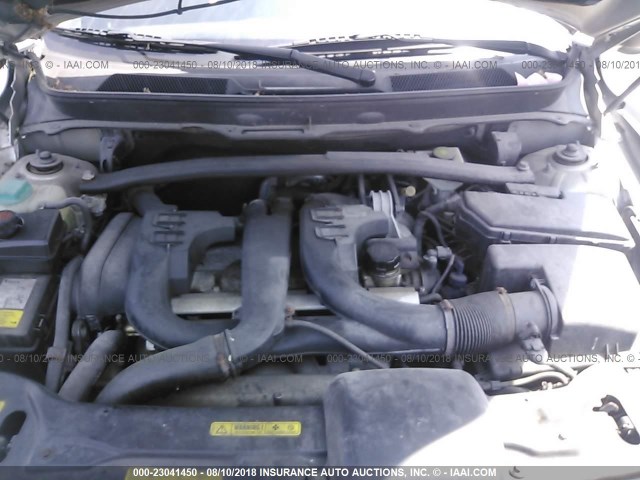 YV1CZ91H141073660 - 2004 VOLVO XC90 T6 SILVER photo 10