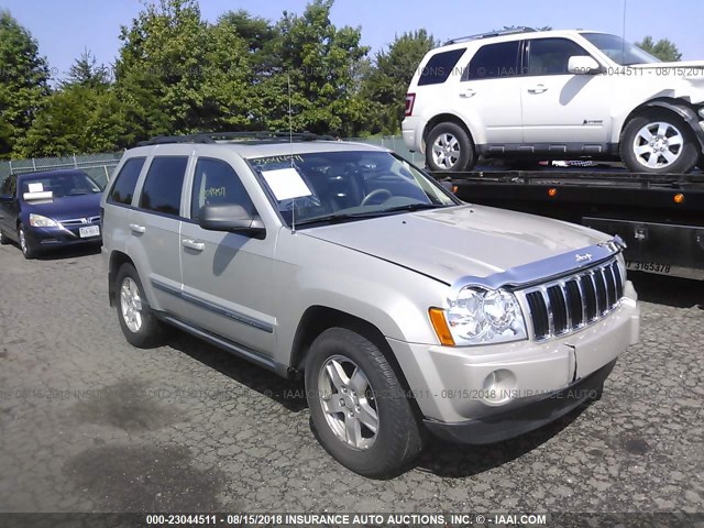 1J8HR48P27C537178 - 2007 JEEP GRAND CHEROKEE LAREDO/COLUMBIA/FREEDOM TAN photo 1