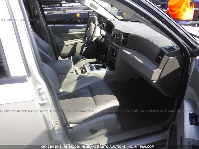 1J8HR48P27C537178 - 2007 JEEP GRAND CHEROKEE LAREDO/COLUMBIA/FREEDOM 棕色 照片 5