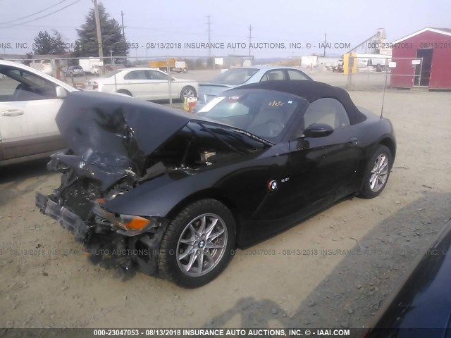 4USBT33473LS40370 - 2003 BMW Z4 2.5 BLACK photo 2