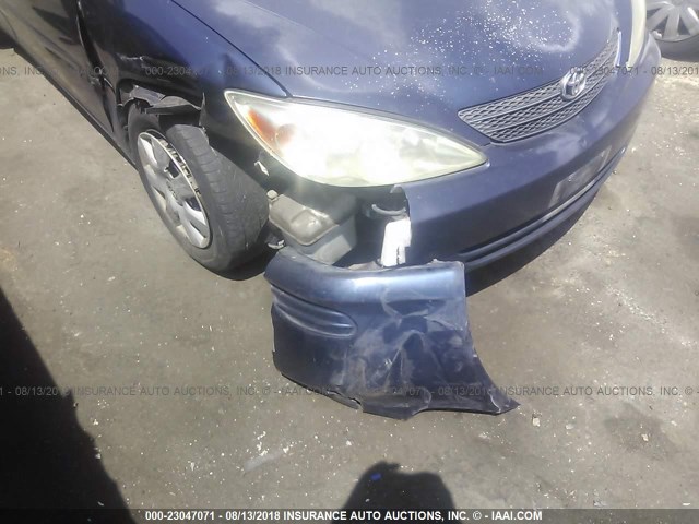 4T1BE32K23U246261 - 2003 TOYOTA CAMRY LE/XLE/SE BLUE photo 6