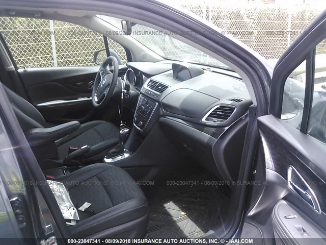 KL4CJBSB3GB751817 - 2016 BUICK ENCORE CONVENIENCE GRAY photo 5